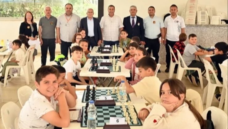 Kumluca’da Zihinsel Gelişim İçin Satranç Turnuvası!
